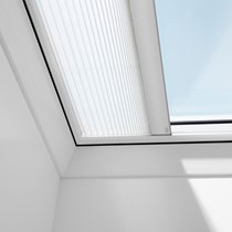 VELUX® Flat Roof Electric Pleated Blind (FMG) for CFP/CVP