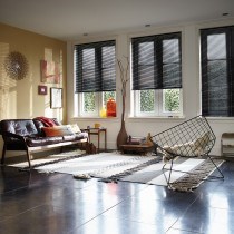 Luxaflex 25mm Grey/Black Metal Venetian Blind Luxaflex 25mm Grey/Black Metal Venetian Blind