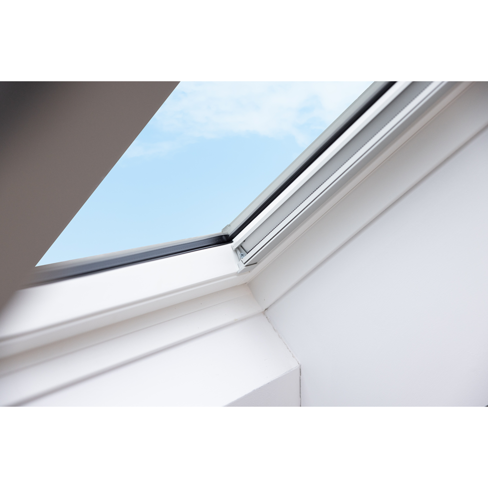 Keylite Solar Keylite Blackout Solar Powered Blinds | Blinds for Keylite Windows