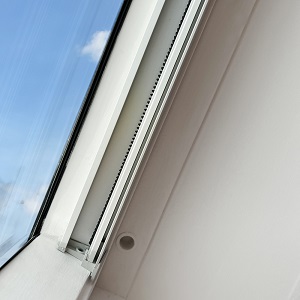 Bloc Skylight Blind for Velux Skylights Blockout, Tin, S06 Bloc Skylight Blind for Velux Skylights Blockout, Tin, S06