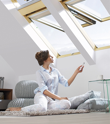 Genuine VELUX® (DKL) Blackout Blind | 1025 - White