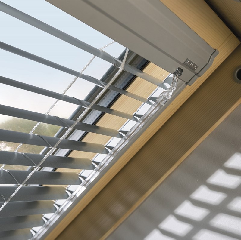 Fakro Venetian Blinds AJP | AJP-140 Fakro Venetian Blinds AJP | AJP-140
