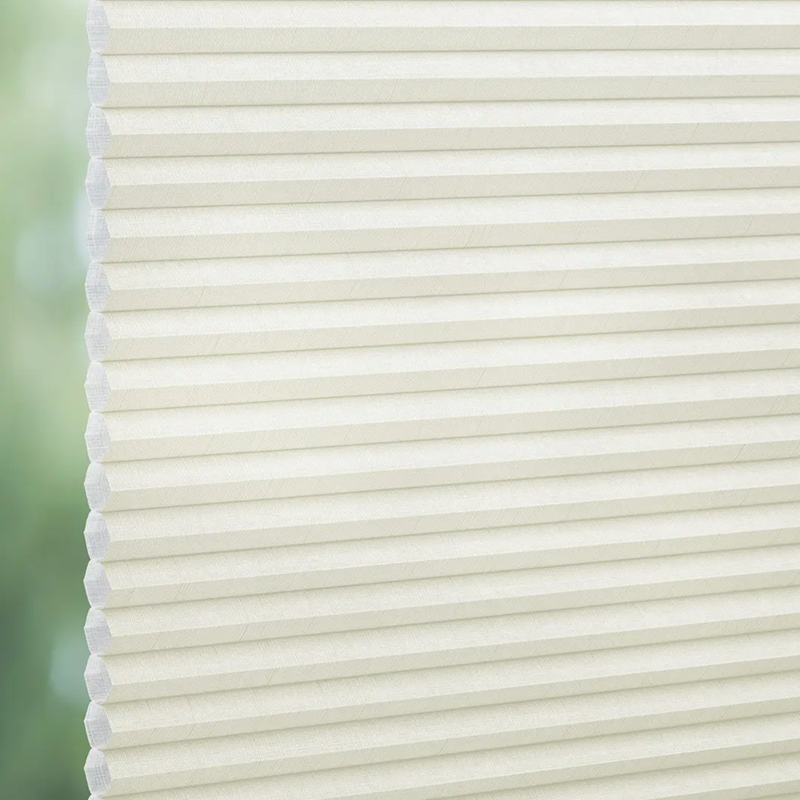 Luxaflex 25mm Translucent Duette Blind | Batiste Duo Tone 9410