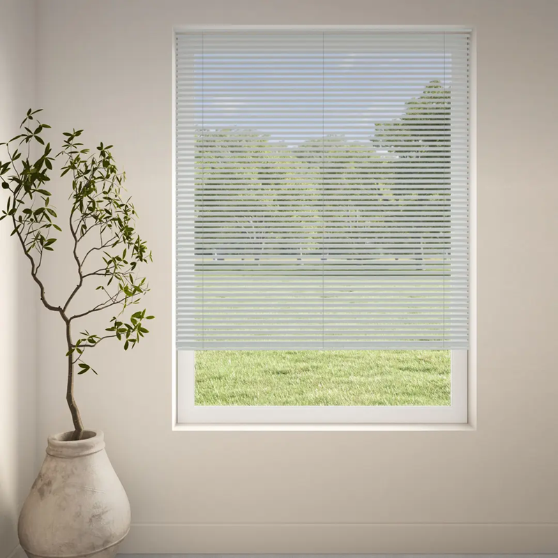 Luxaflex 25mm Metal Venetian Blind | 0888 Deadflat