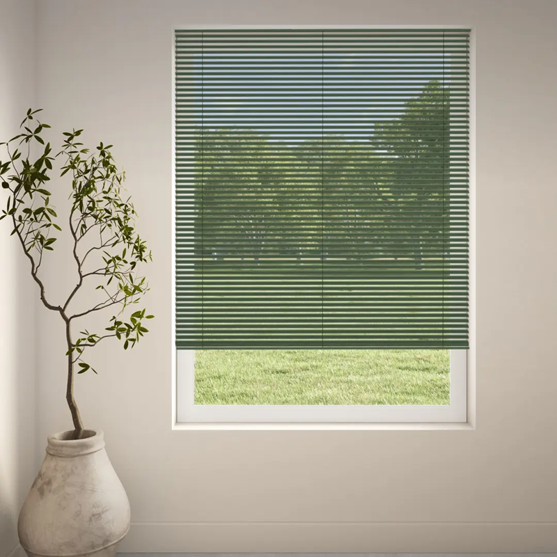 Luxaflex 25mm Metal Venetian Blind | 0920 Deadflat