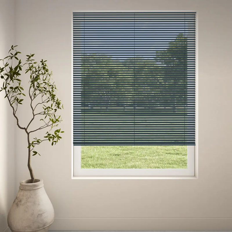 Luxaflex 25mm Metal Venetian Blind | 0907 Pure Sense