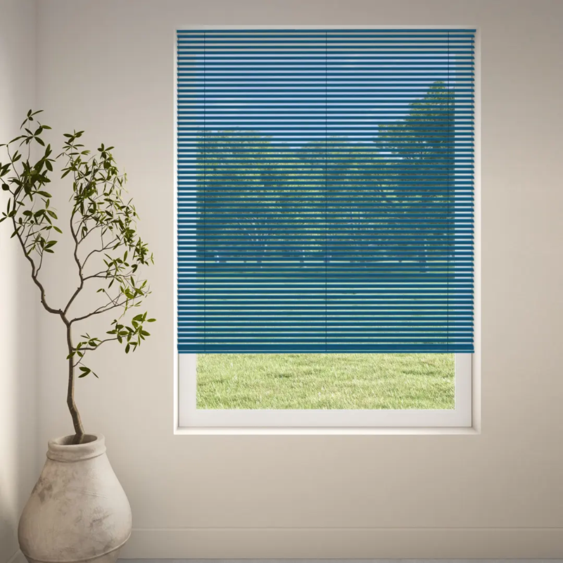 Luxaflex 25mm Metal Venetian Blind | 8753 Pure Sense
