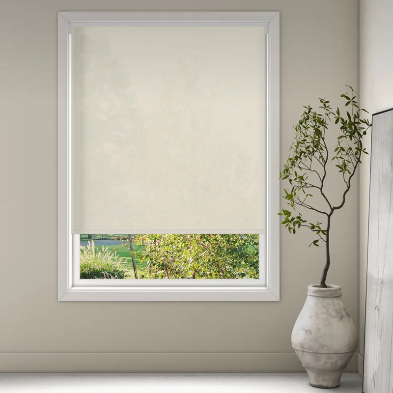 Luxaflex Semi-Transparent White/Off White Roller Blind | 1258 Judson FR