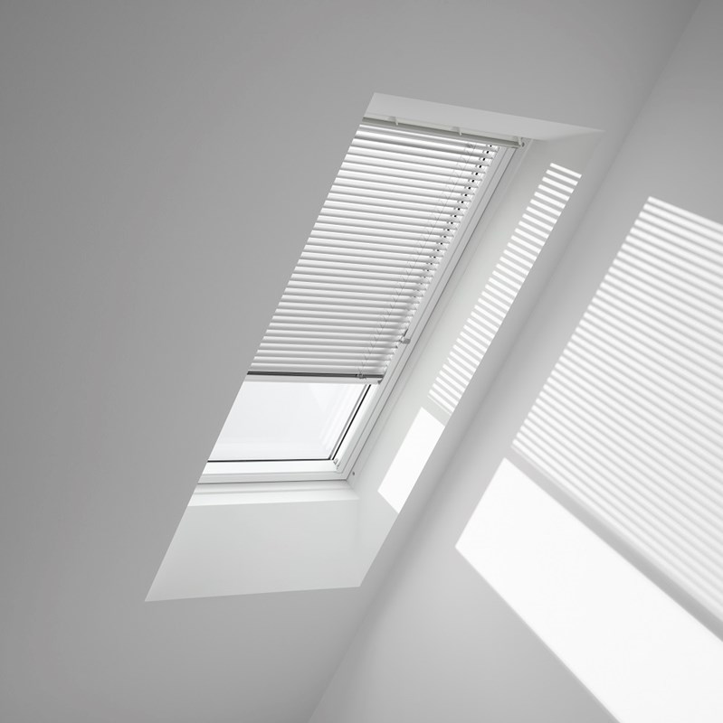 Genuine VELUX® Venetian (PAL) Blind | 7057 - Brushed Silver Genuine VELUX® Venetian (PAL) Blind | 7057 - Brushed Silver