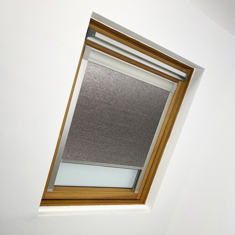 VALE for Fakro Solar Blackout Blind | 401029-10676-Metallic Bronze