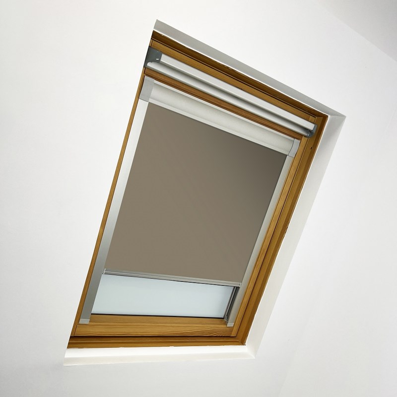VALE for Fakro Solar Blackout Blind | 917149-0671-Coffee