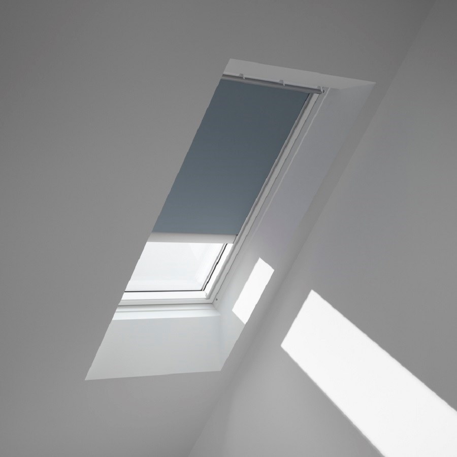 VELUX® Remote Solar Blackout (DSL) Blind 4581 Dark Petrol