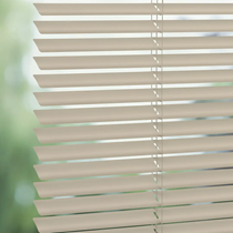 Luxaflex 25mm Metal Venetian Blind | 0869 CleanPlus