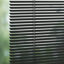Luxaflex 16mm Metal Venetian Blind | 5073 Suede