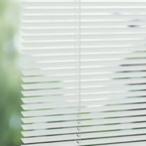 Luxaflex 16mm Metal Venetian Blind | 6001 Uni