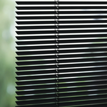 Luxaflex 16mm Metal Venetian Blind | 6007 Uni