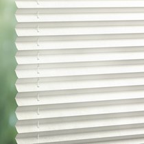 Luxaflex 20mm Semi-Transparent Plisse Blind | 0799 Poladium FR