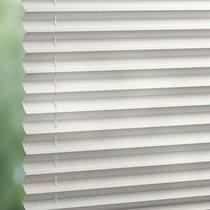 Luxaflex 20mm Semi-Transparent Plisse Blind | 1910 Stora StainStop Relife
