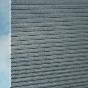 Duette® Batiste Sheer Fulltone Raven 7131