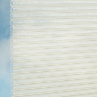 Duette® Motorised Batiste Sheer Duotone Spaghetti 0261