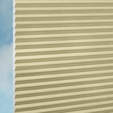 Duette® Motorised Elan Metallic Duotone Soft Gold 4320