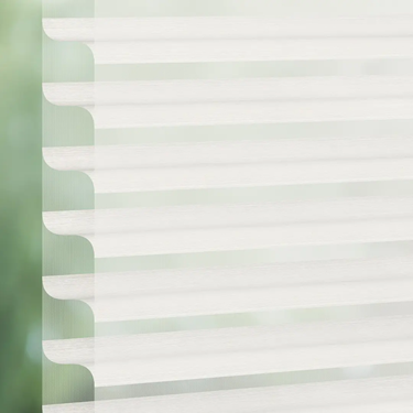 Luxaflex Silhouette 75mm Vane White/Off White Blind