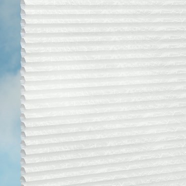 Duette® Montana Structures Duotone Swan 0201